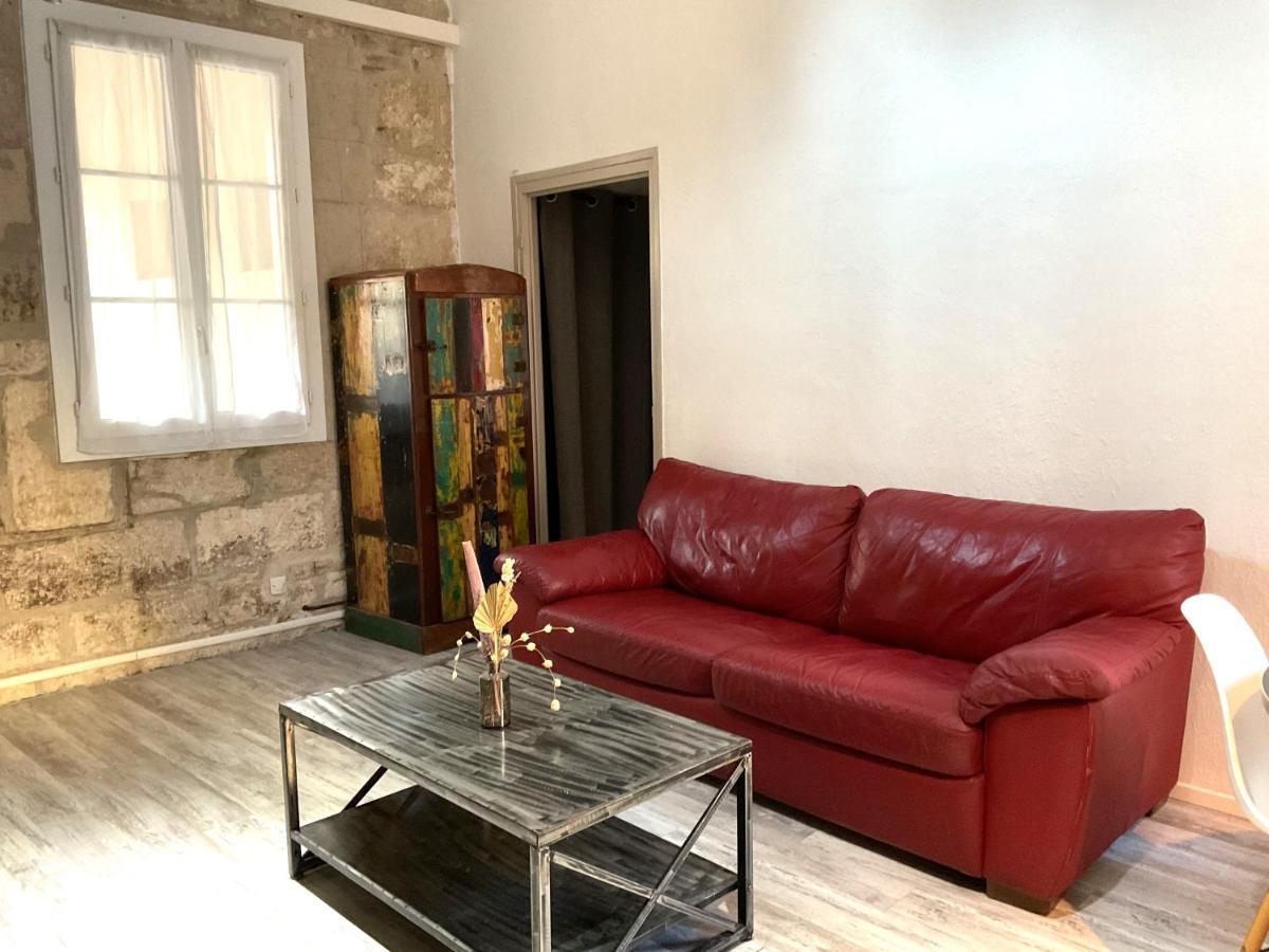 Apartament Place Aux Herbes Nîmes Zewnętrze zdjęcie