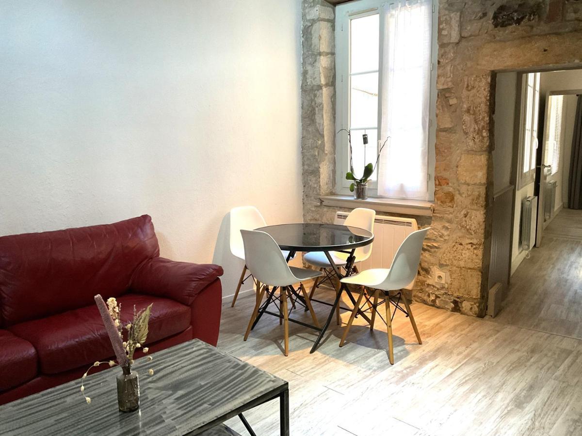 Apartament Place Aux Herbes Nîmes Zewnętrze zdjęcie