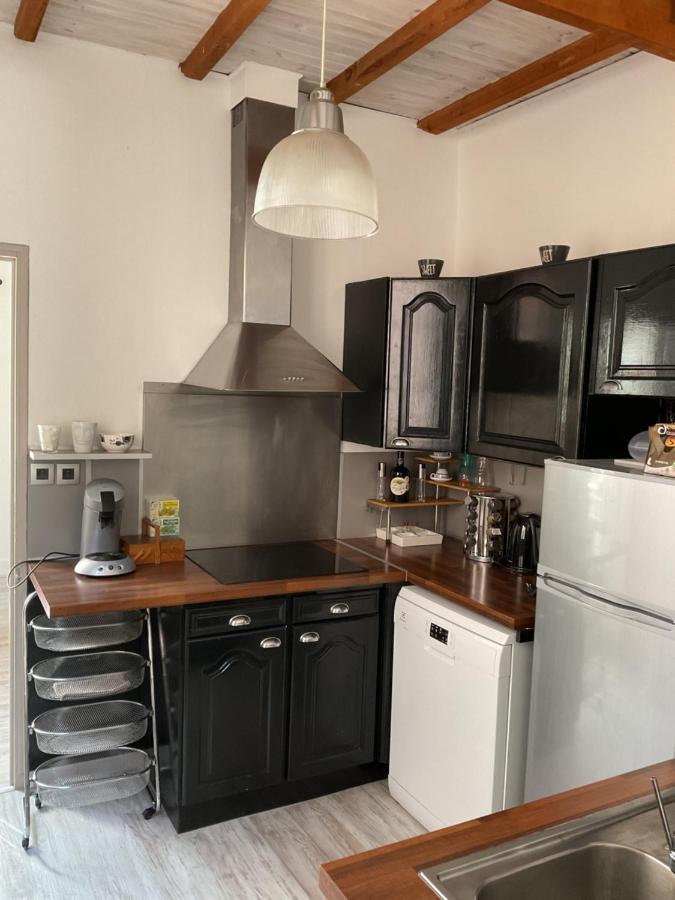 Apartament Place Aux Herbes Nîmes Zewnętrze zdjęcie