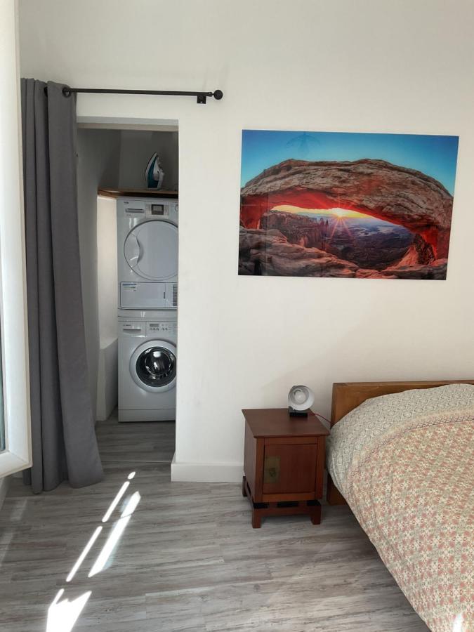 Apartament Place Aux Herbes Nîmes Zewnętrze zdjęcie