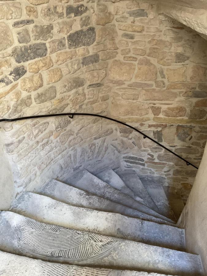 Apartament Place Aux Herbes Nîmes Zewnętrze zdjęcie